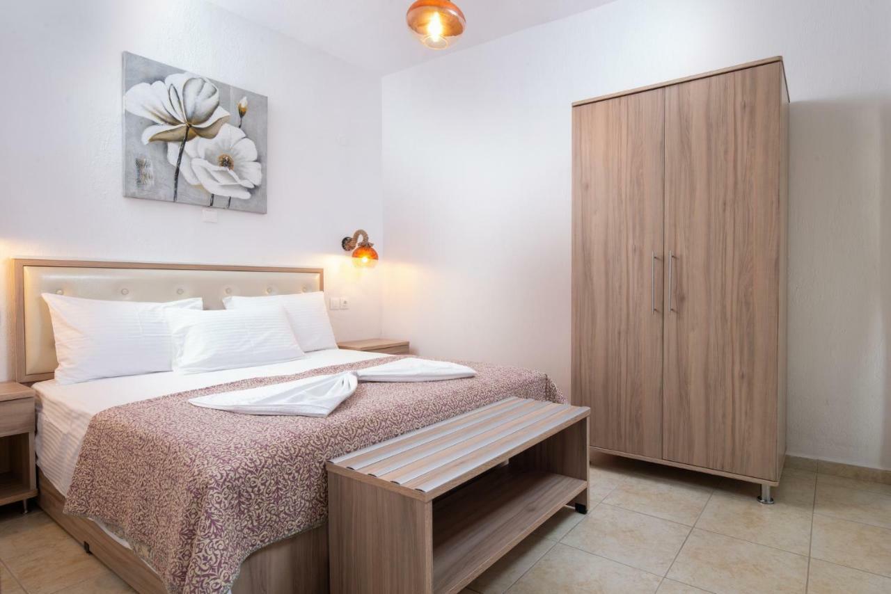 Nikola'S Apartments 托罗尼 外观 照片