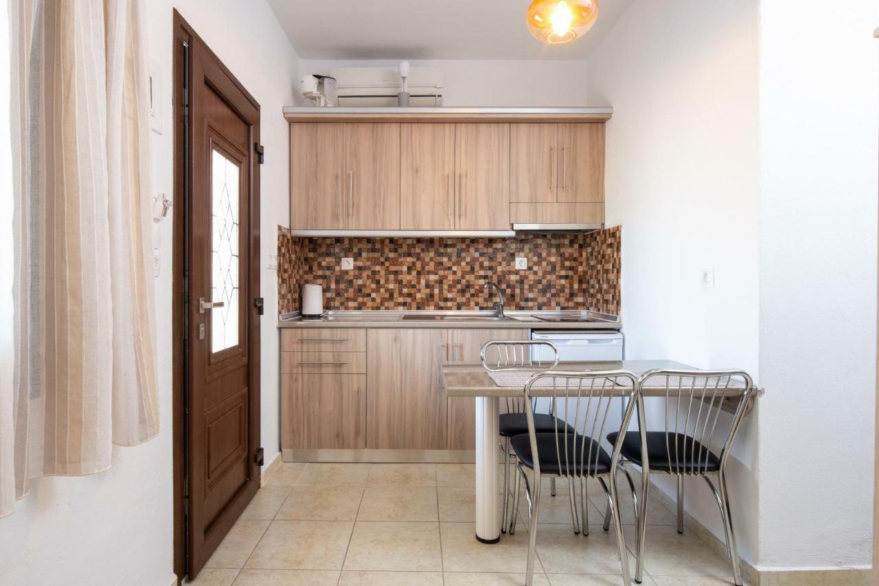 Nikola'S Apartments 托罗尼 外观 照片